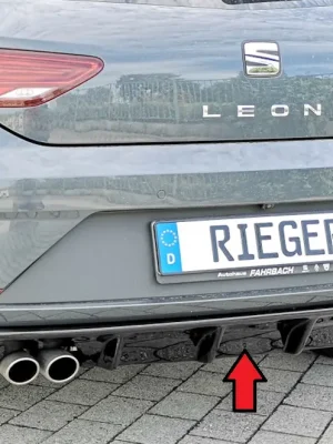 Rieger vložka zadního nárazníku pro Seat Leon FR 5F 3-dvéř. (sc), 5-dvéř. po faceliftu, plast ABS lakovaný do černé lesklé barvy, pro dvojitou koncovku vlevo Výhodná Nabídka
