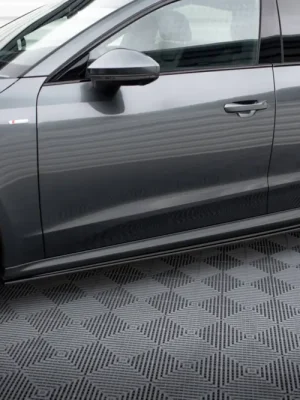 Značkový Maxton Design difuzory pod boční prahy pro Audi A7 C8 S-Line, černý lesklý plast ABS