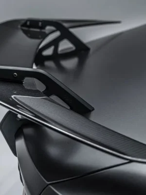 ADRO AT-S swan neck karbonové křídlo pro BMW M4 G82 Značkový